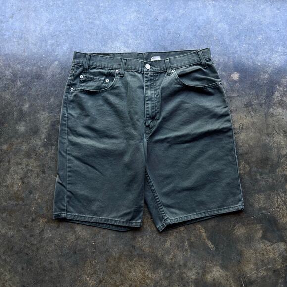 Unique Vintage Y2K Levi’s Green Shorts - Picture 3 of 6